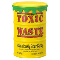 آبنبات خیلی ترش بشکه ای زرد تاکسیک ویست 42 گرم - Toxic Waste Hazardously Sour Candy