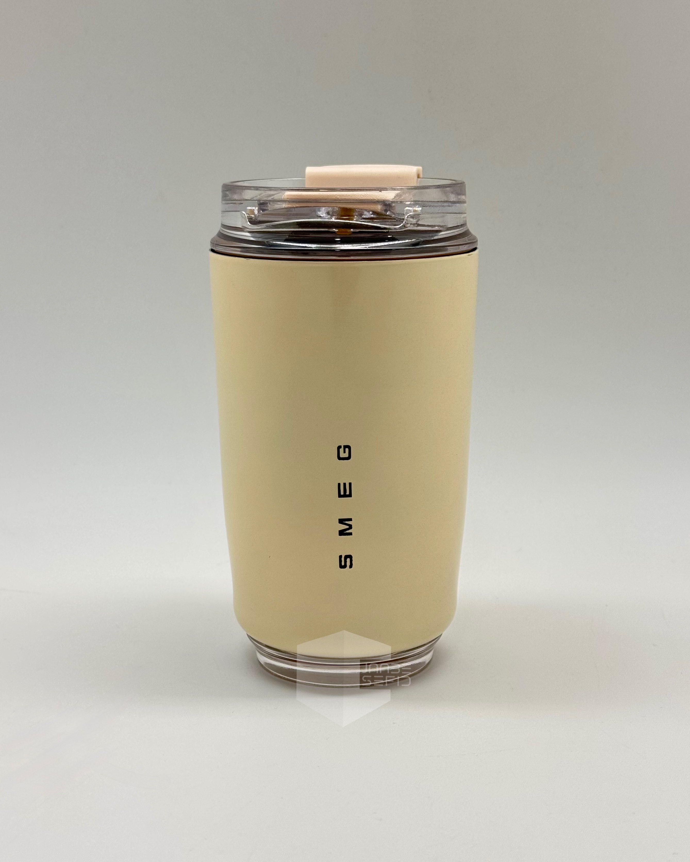 تراول ماگ اسمگ 240 میلی لیتری کرم رنگ - Wall Mug Smeg
