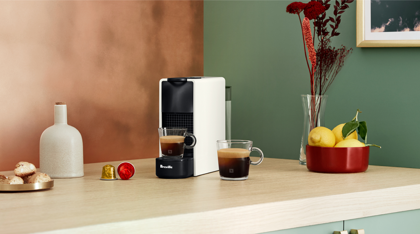 اسپرسوساز نسپرسو اسنزا مینی سفید Essenza Mini C30 1 اسپرسوساز نسپرسو اسنزا مینی سفید Essenza Mini C30