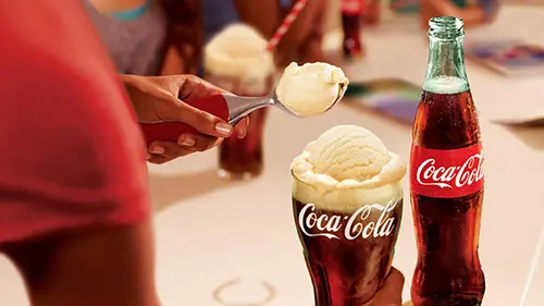 لواشک آمریکایی رول آپ آیس رول با طعم کولا 1 عددی - Ice Roll Cola 1 لواشک آمریکایی رول آپ آیس رول با طعم کولا 1 عددی - Ice Roll Cola