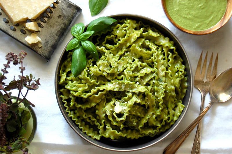 سس باسیل پستو فیلیپو بریو - 190 گرم | Filippo Berio Basil Pesto