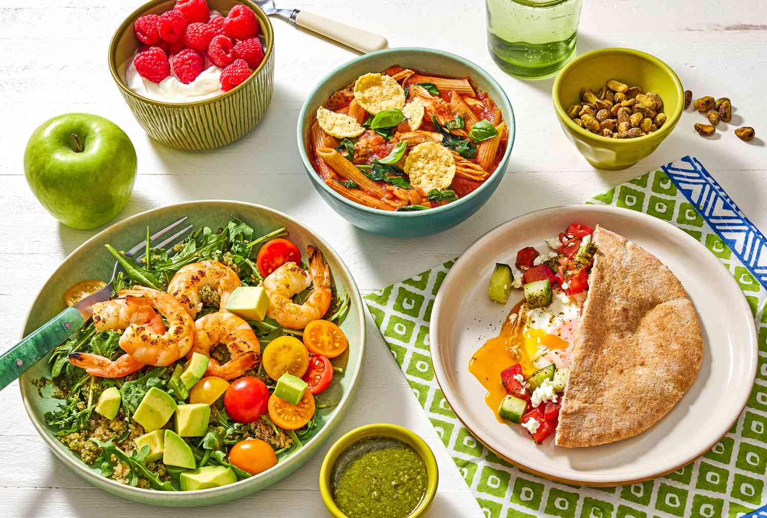 بهترین مواد غذایی رژیمی برای ورزشکاران؛ لیست کامل غذاهای انرژی‌زا و کم‌کالری