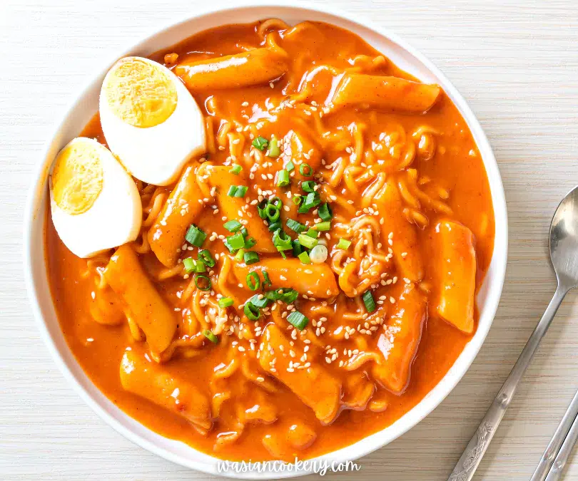 راپوکی پنیری ترکیب نودل و دوکبوکی 132 گرم - Rapokki Chease 1 راپوکی پنیری ترکیب نودل و دوکبوکی 132 گرم - Rapokki Chease